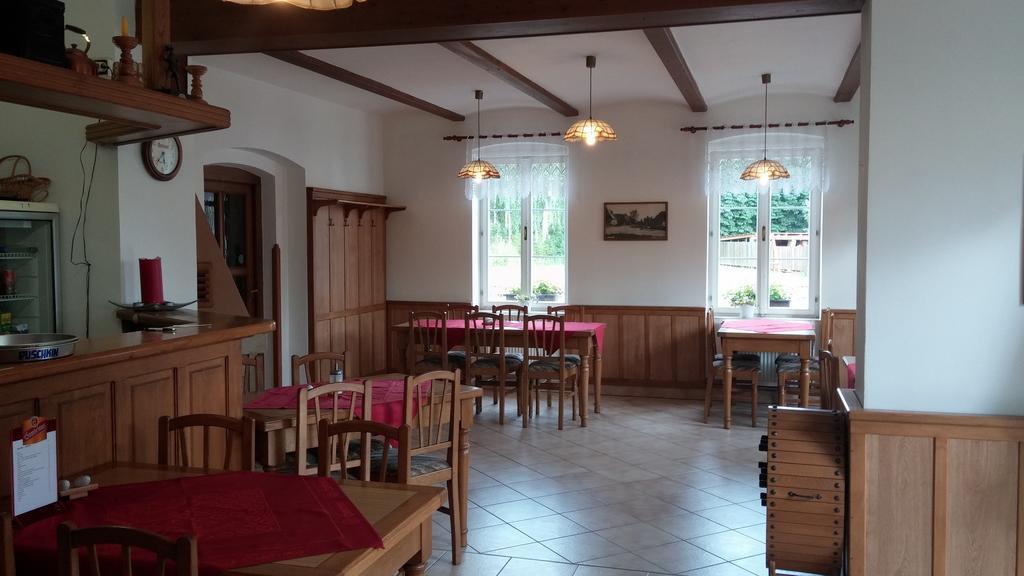 Pension U Milana Dvůr Králové nad Labem Extérieur photo
