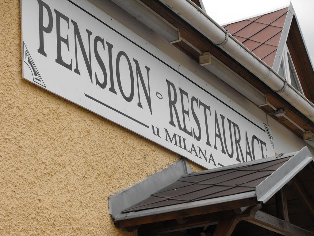 Pension U Milana Dvůr Králové nad Labem Extérieur photo